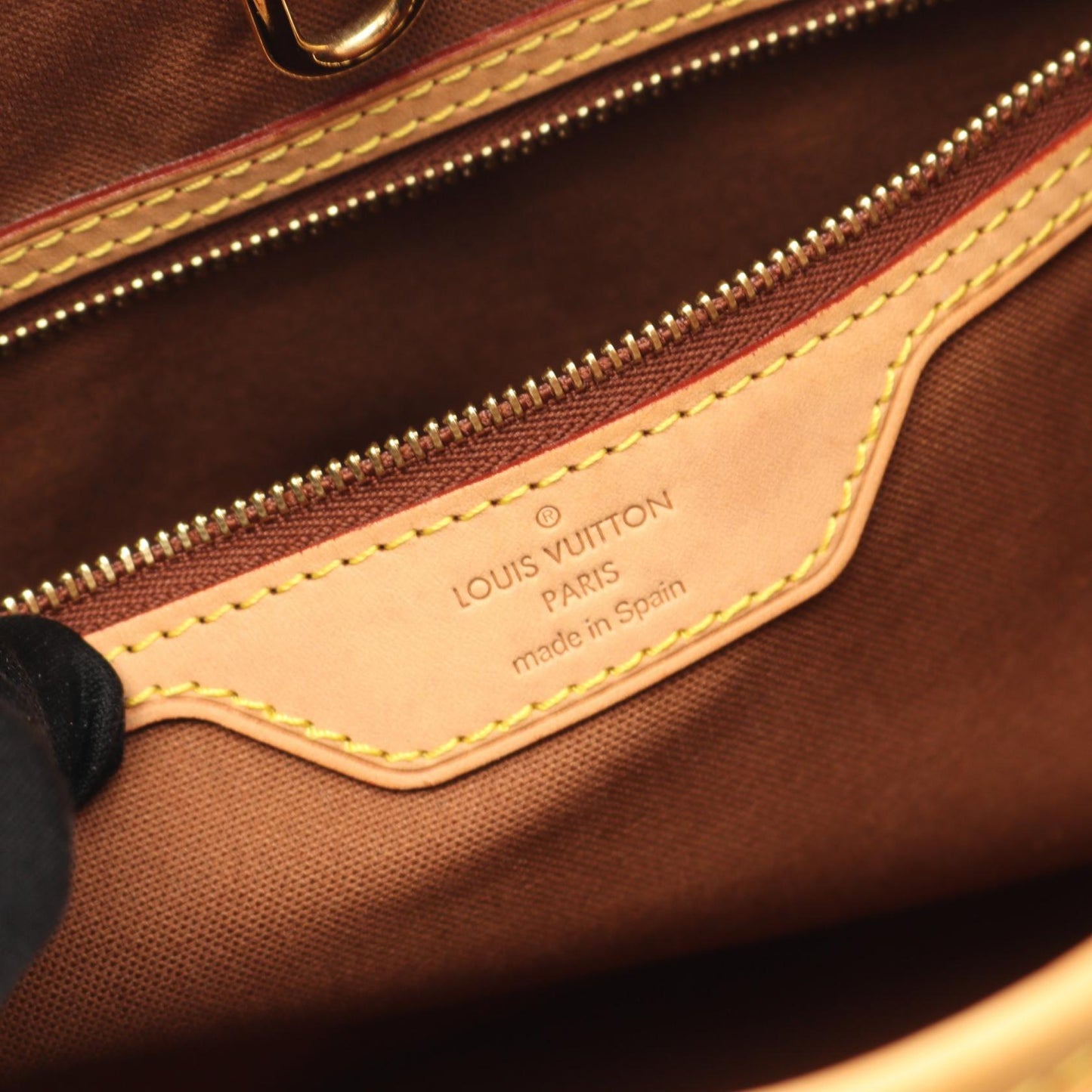 Louis Vuitton Batignolles Horizontal Monogram Shoulder Bag