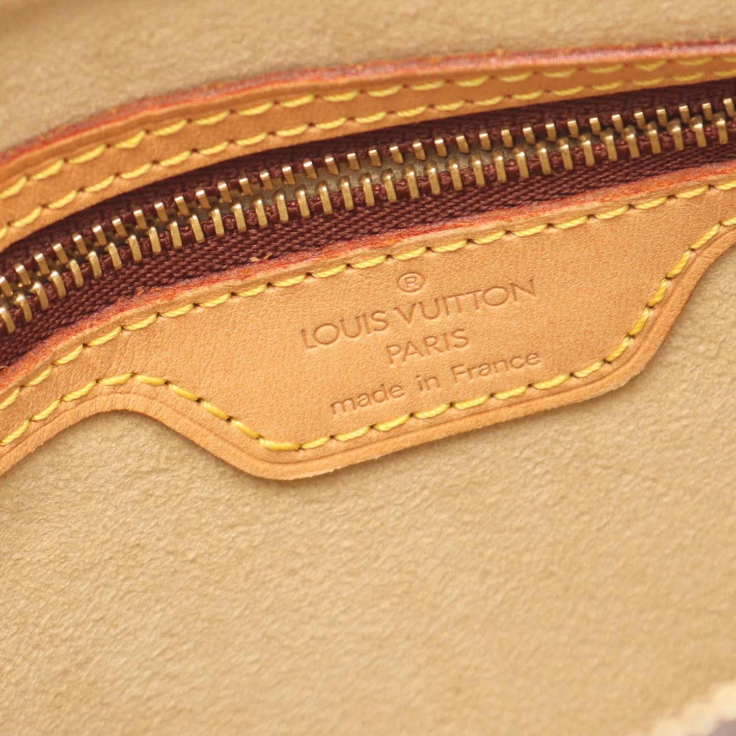 Louis Vuitton Looping MM Monogram Shoulder Bag