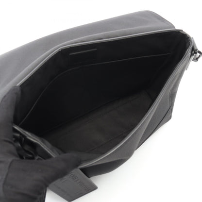 Louis Vuitton Takeoff Messenger Leather Shoulder Bag