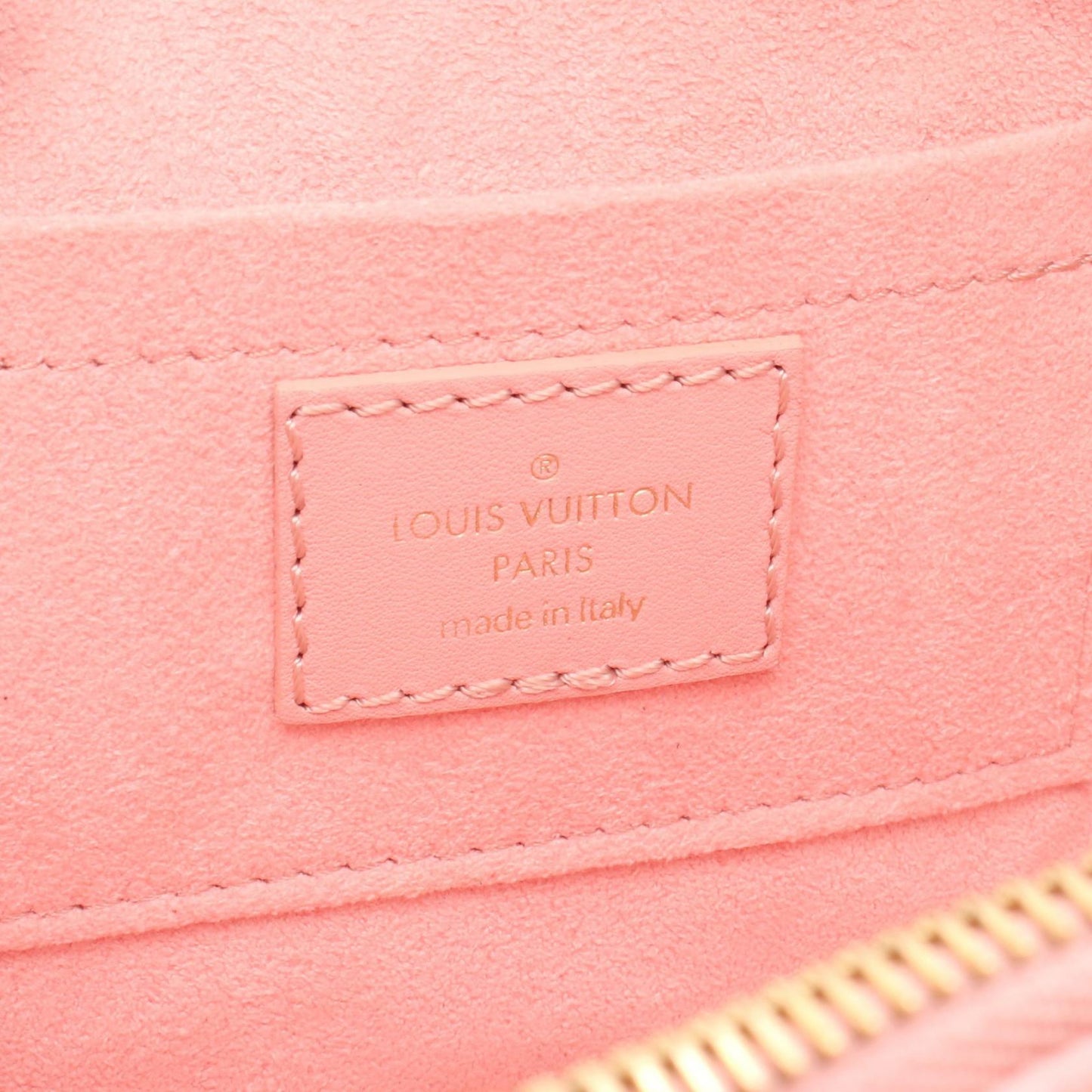 Louis Vuitton New Wave Heart Bag Love Lock Leather Shoulder Bag