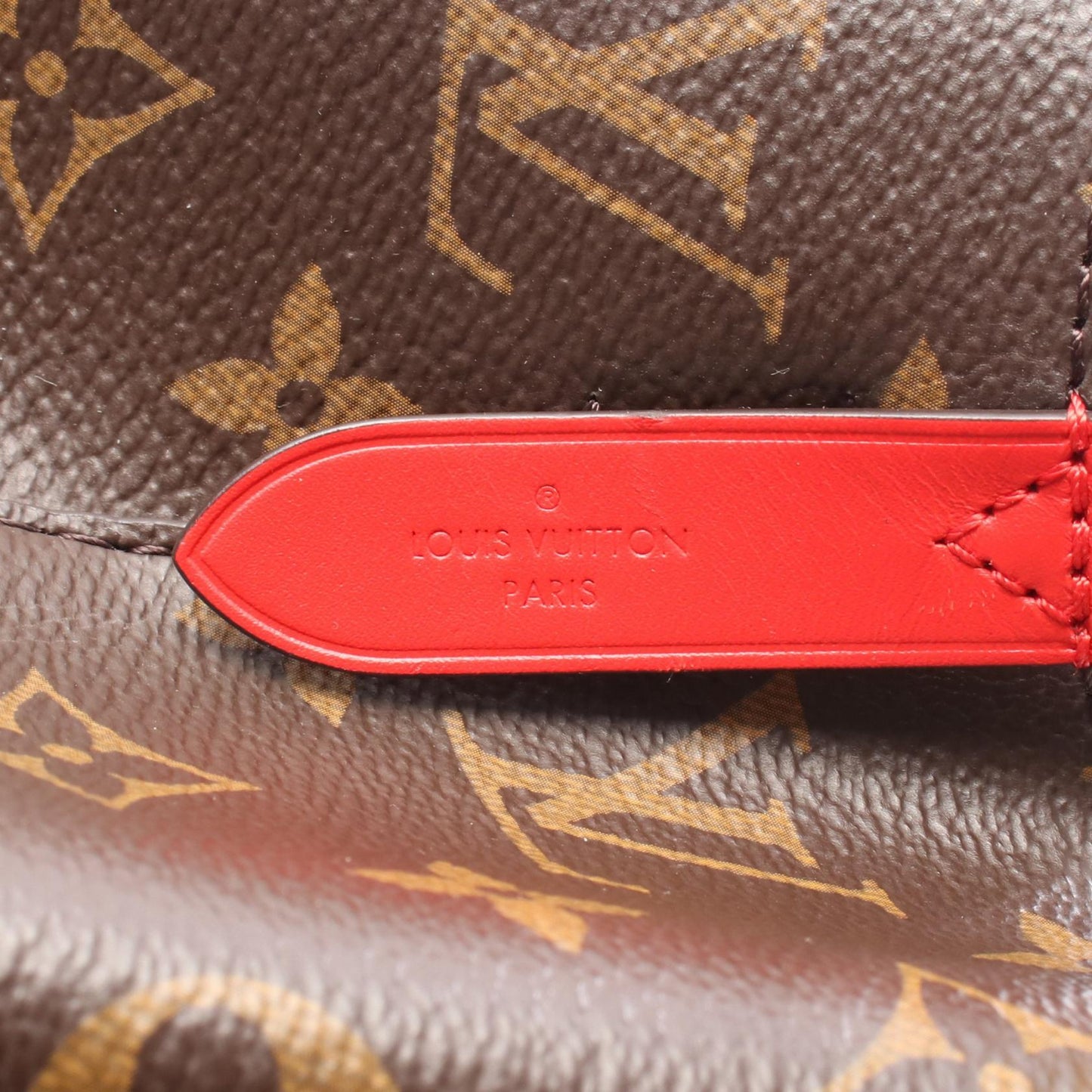 Louis Vuitton NeoNoe Monogram Coated Canvas Shoulder Bag