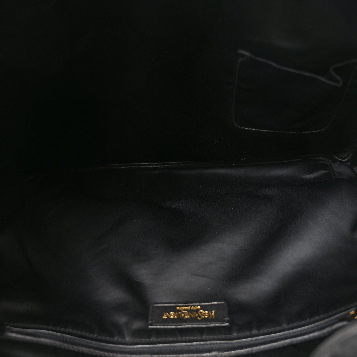 Textured Patent Y-Mail Tote Black