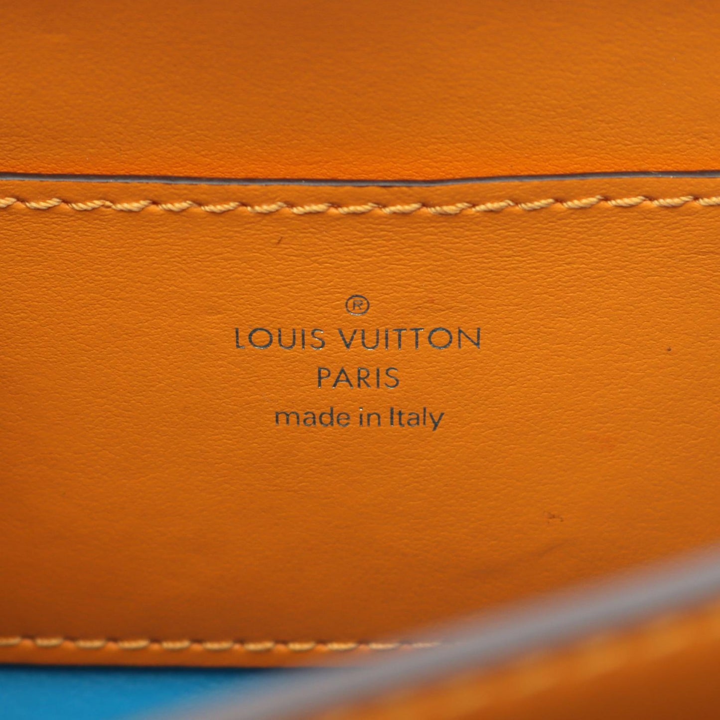 Louis Vuitton LV PONT 9 Leather Shoulder Bag