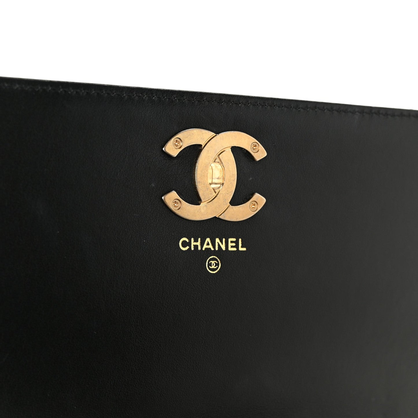 Caviar Quilted Camellia Clutch With Chain Black