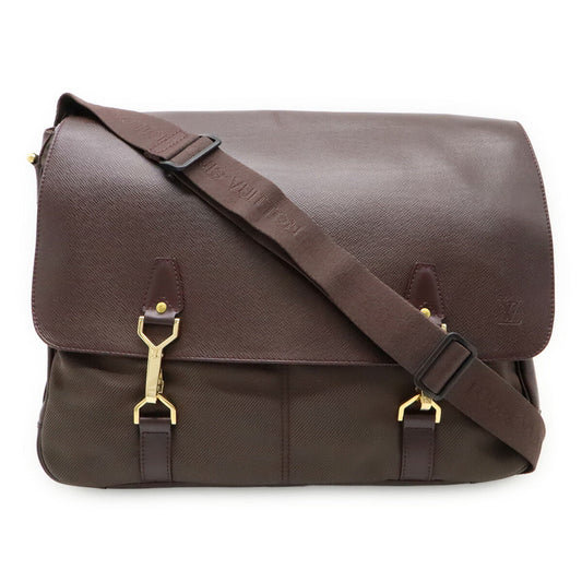Louis Vuitton Taiga Shoulder Bag