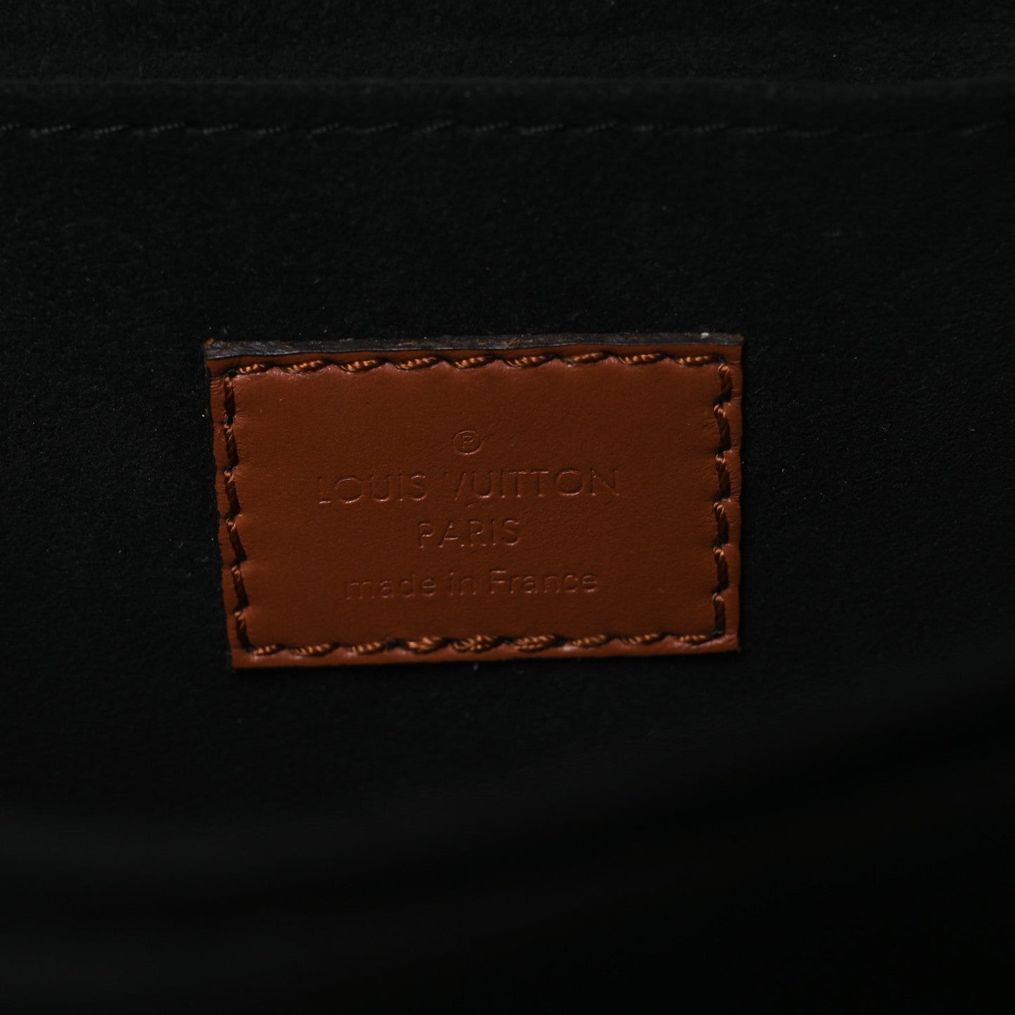 Reverse Monogram Dauphine MM