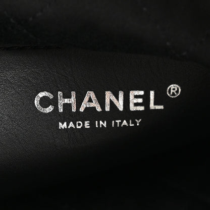 Shiny Calfskin Quilted Mini Chanel 22 White Black