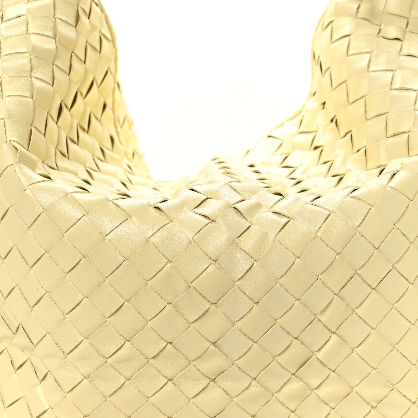 Calfskin Intrecciato Large Hop Camomile