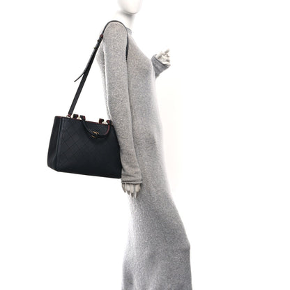 Bullskin Stitched Bi-Color Medium Shopping Tote Black