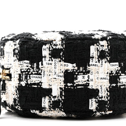 Tweed Quilted Round Clutch With Chain Black Ecru White