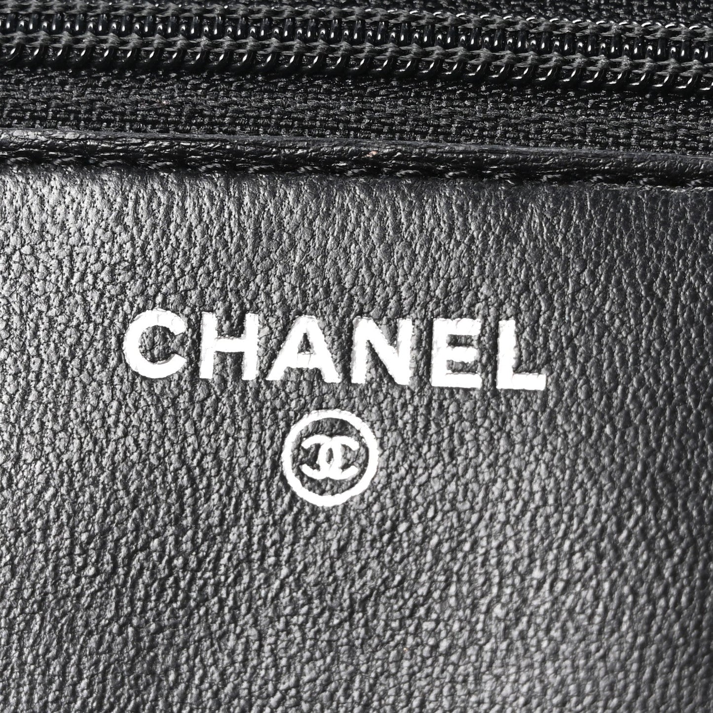 Lambskin Quilted Wallet On Chain WOC Black