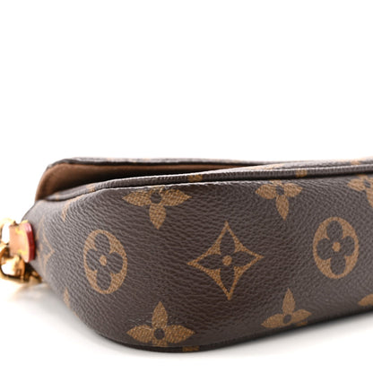Monogram Ivy Wallet On Chain