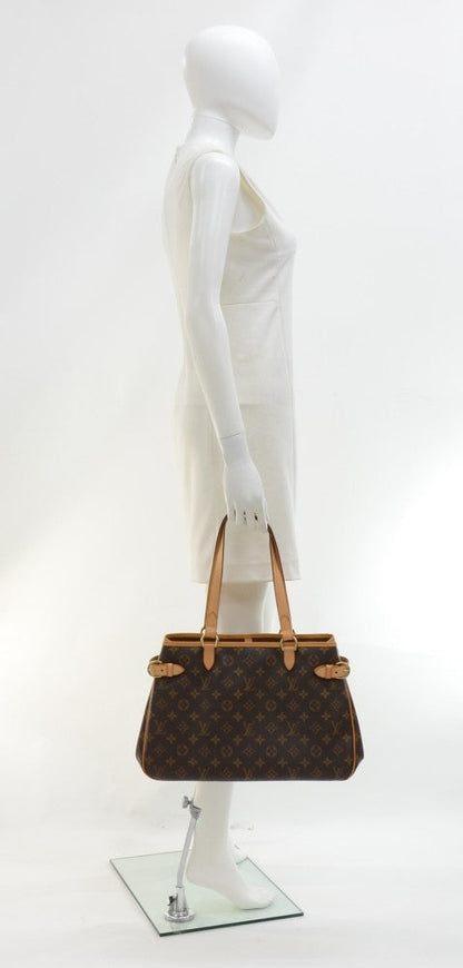 Louis Vuitto Batignolles Monogram Canvas Shoulder Bag