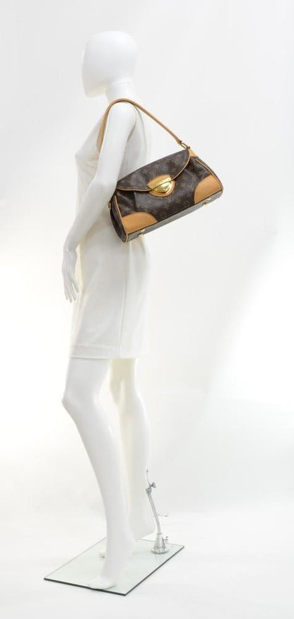 Louis Vuitto Beverly MM Shoulder Bag