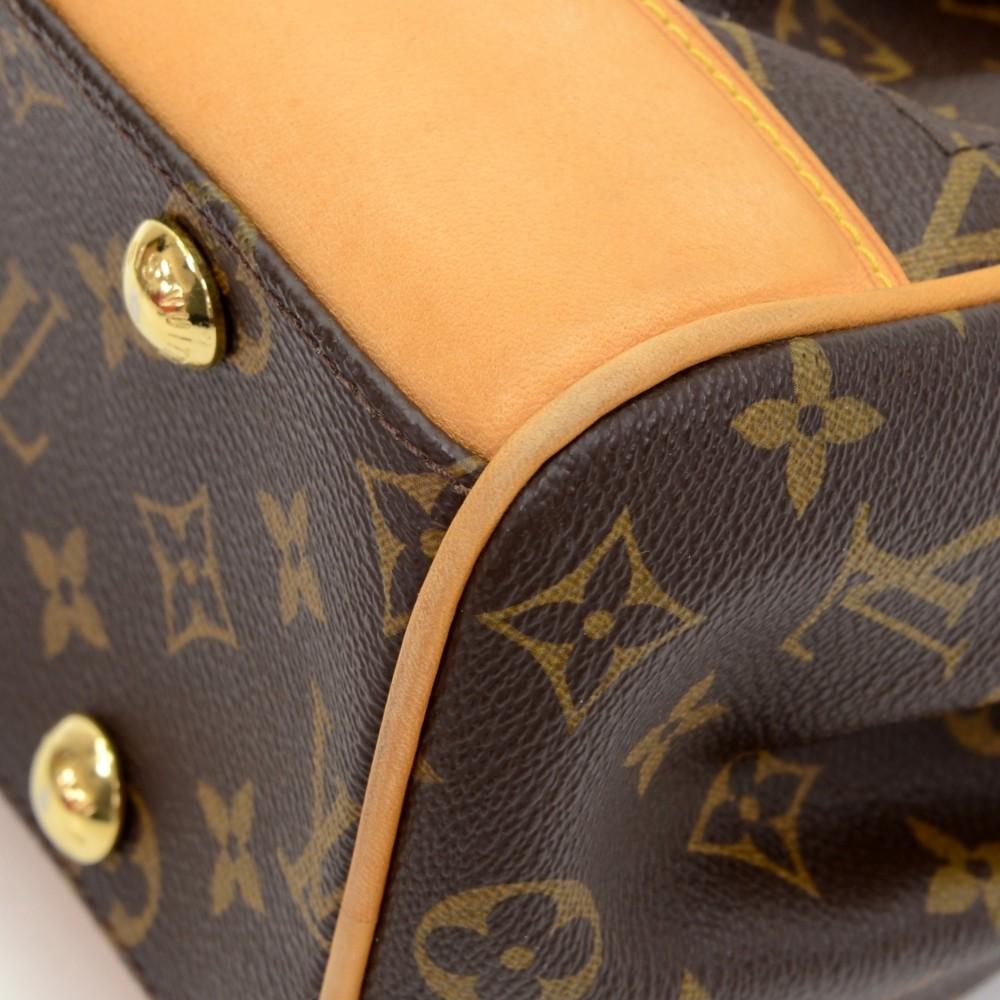 Louis Vuitto Beverly MM Shoulder Bag
