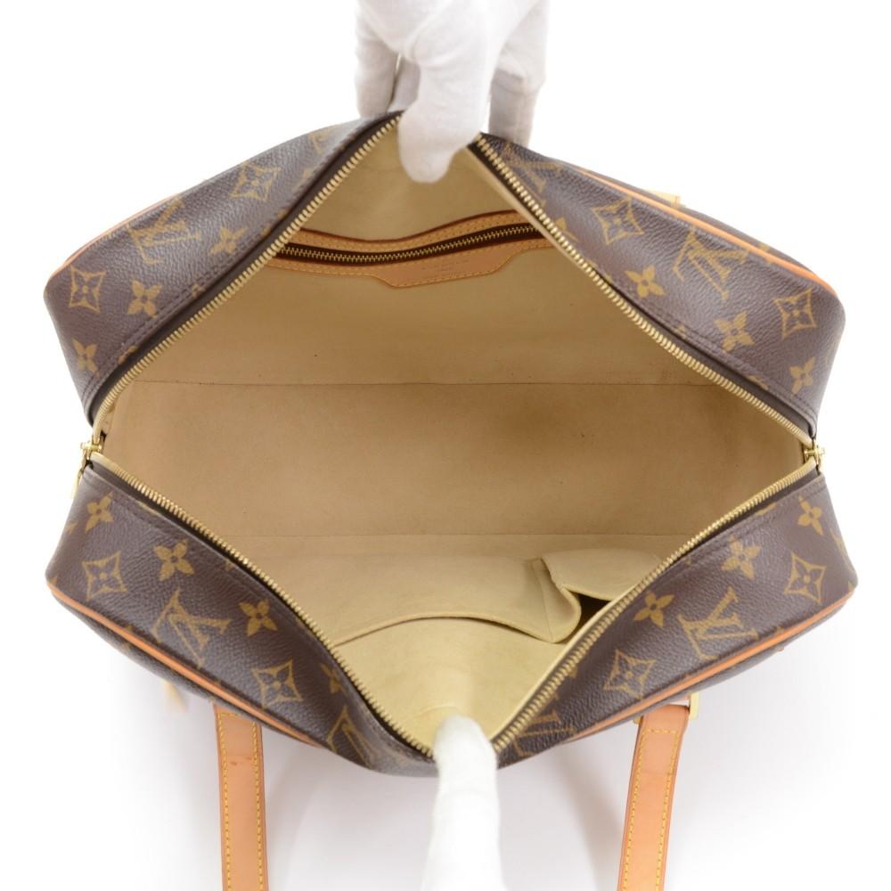 Louis Vuitto Cite GM Shoulder Bag