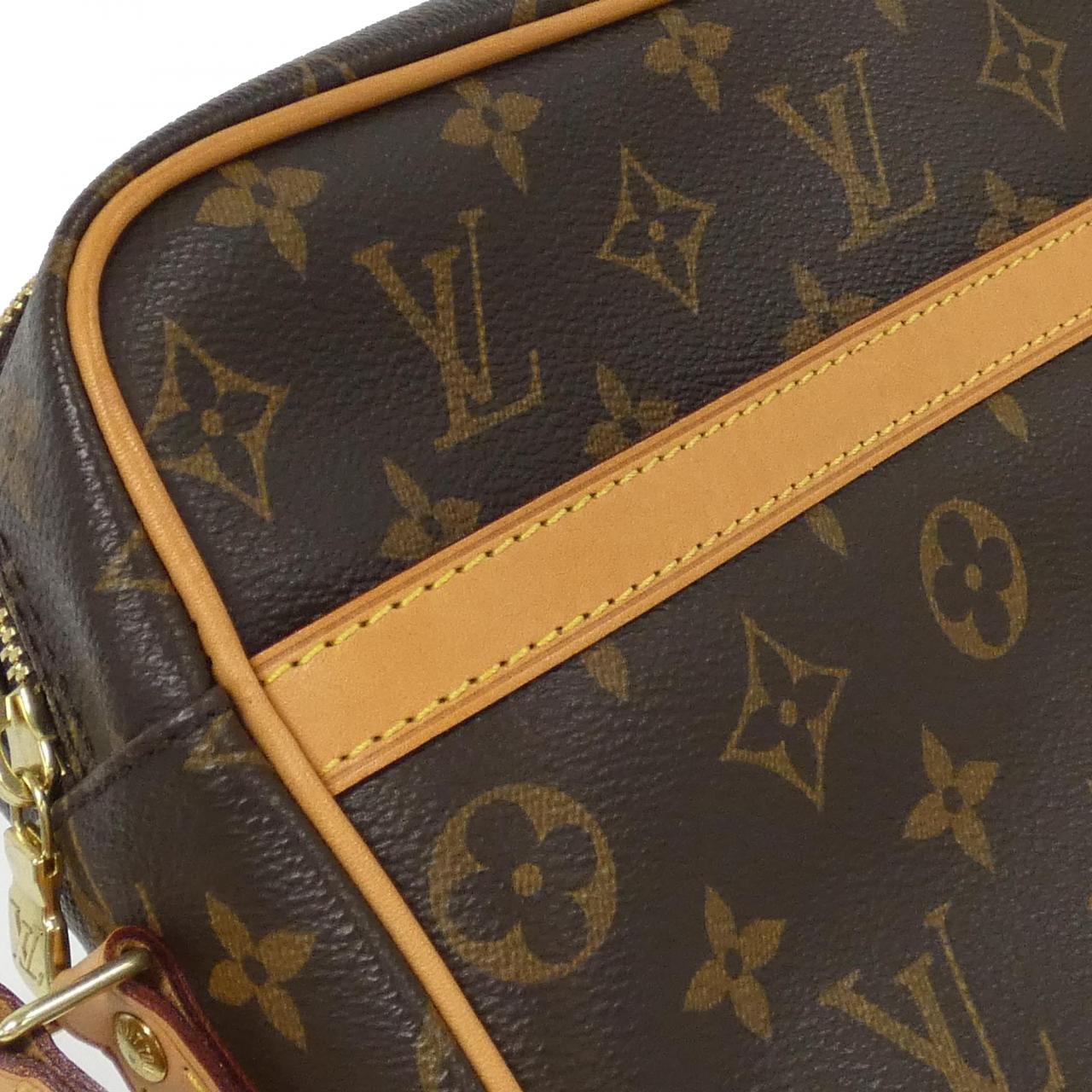 Louis Vuitton Monogram Shoulder Bag