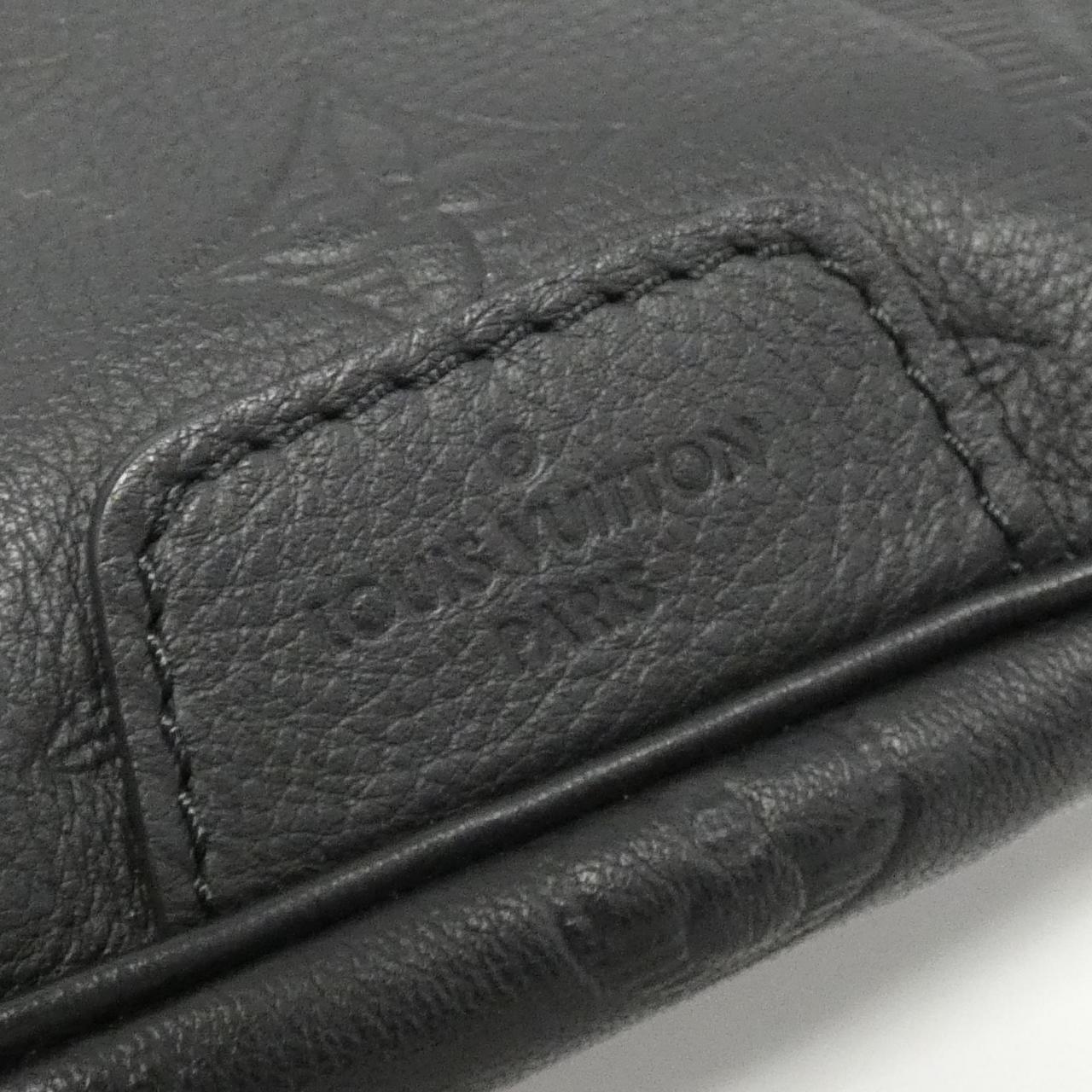Louis Vuitton Discovery Bum Bag Monogram Calf Shoulder Bag