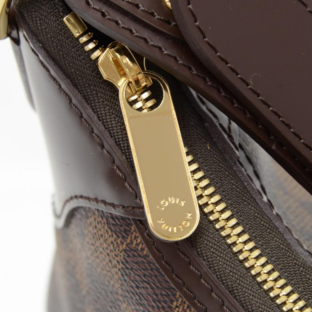 Louis Vuitto Thames GM Shoulder Bag