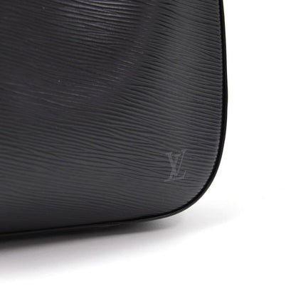 Louis Vuitto Epi Leather Reverie Shoulder Bag