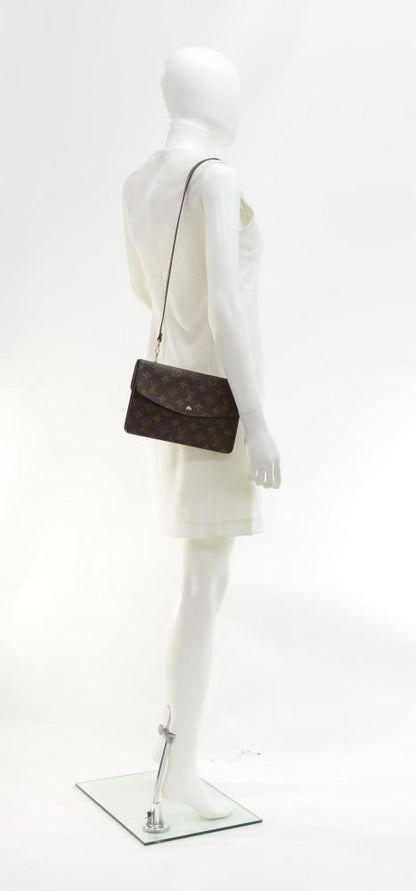 Louis Vuitto Pochette Double Rabat Monogram Canvas Shoulder Bag