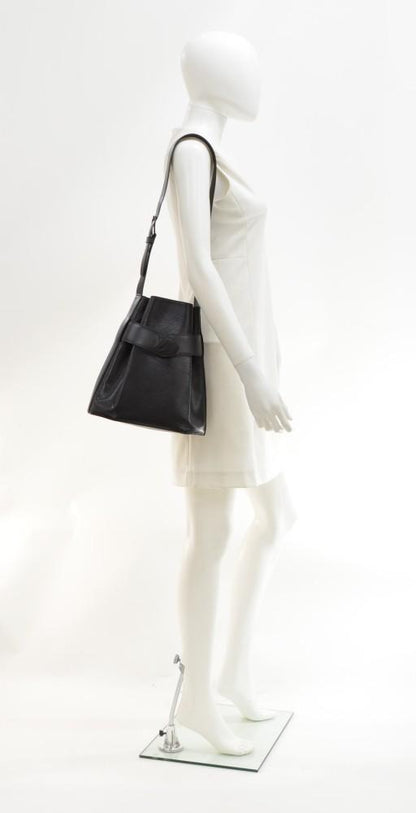 Louis Vuitto Sac de Paule PM Epi Leather Shoulder Bag