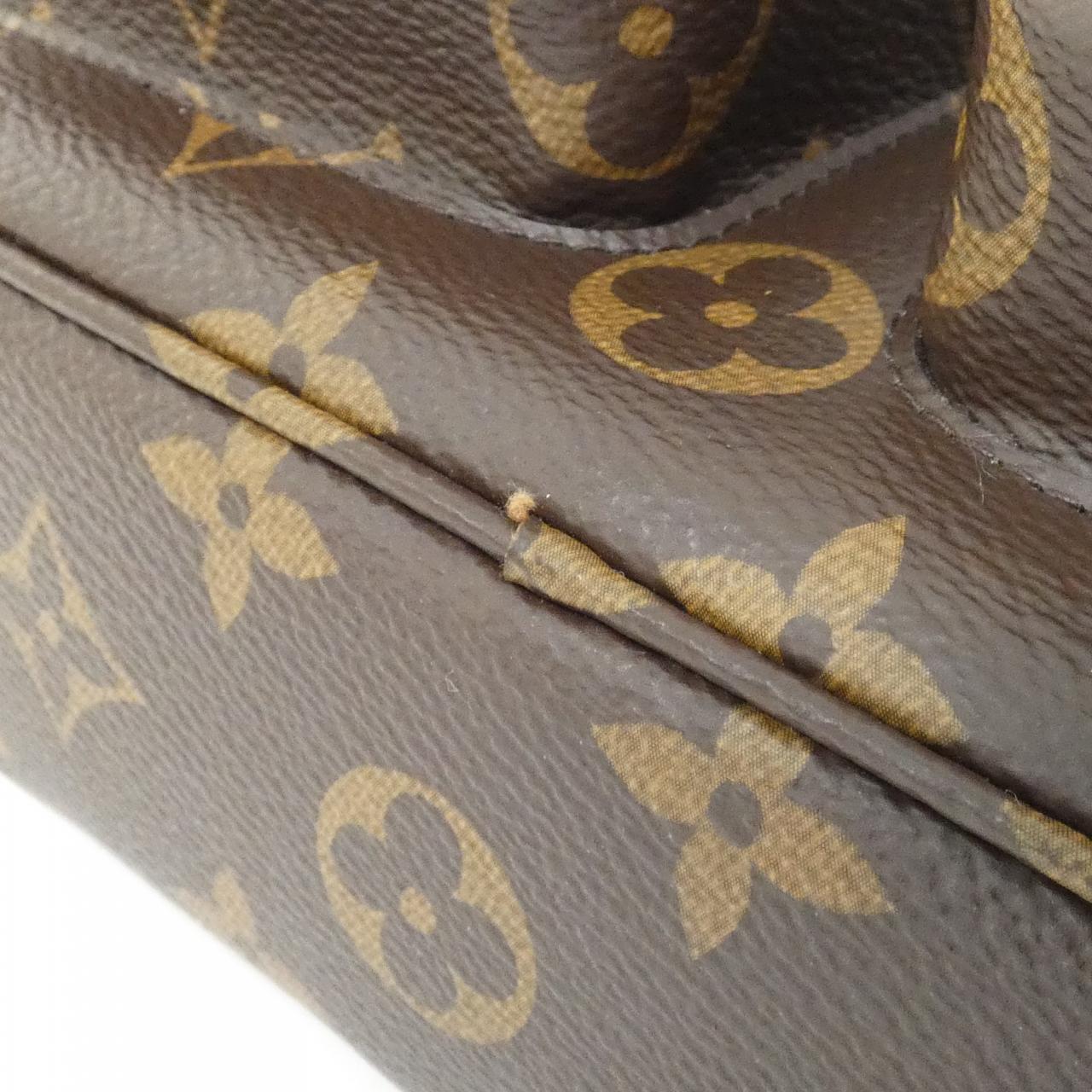 Louis Vuitton Monogram Shoulder Bag