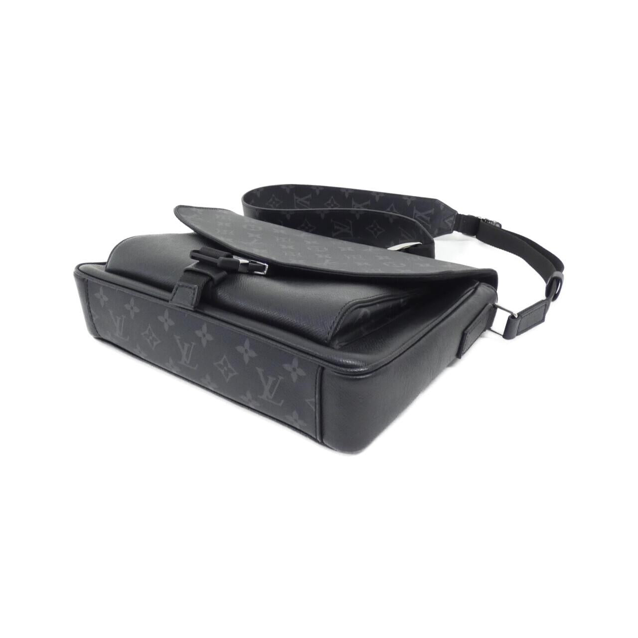 Louis Vuitton Taiga Lama Shoulder Bag