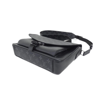 Louis Vuitton Taiga Lama Shoulder Bag