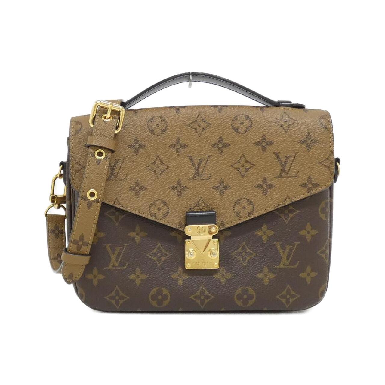 Louis Vuitton Pochette Metis Monogram Shoulder Bag