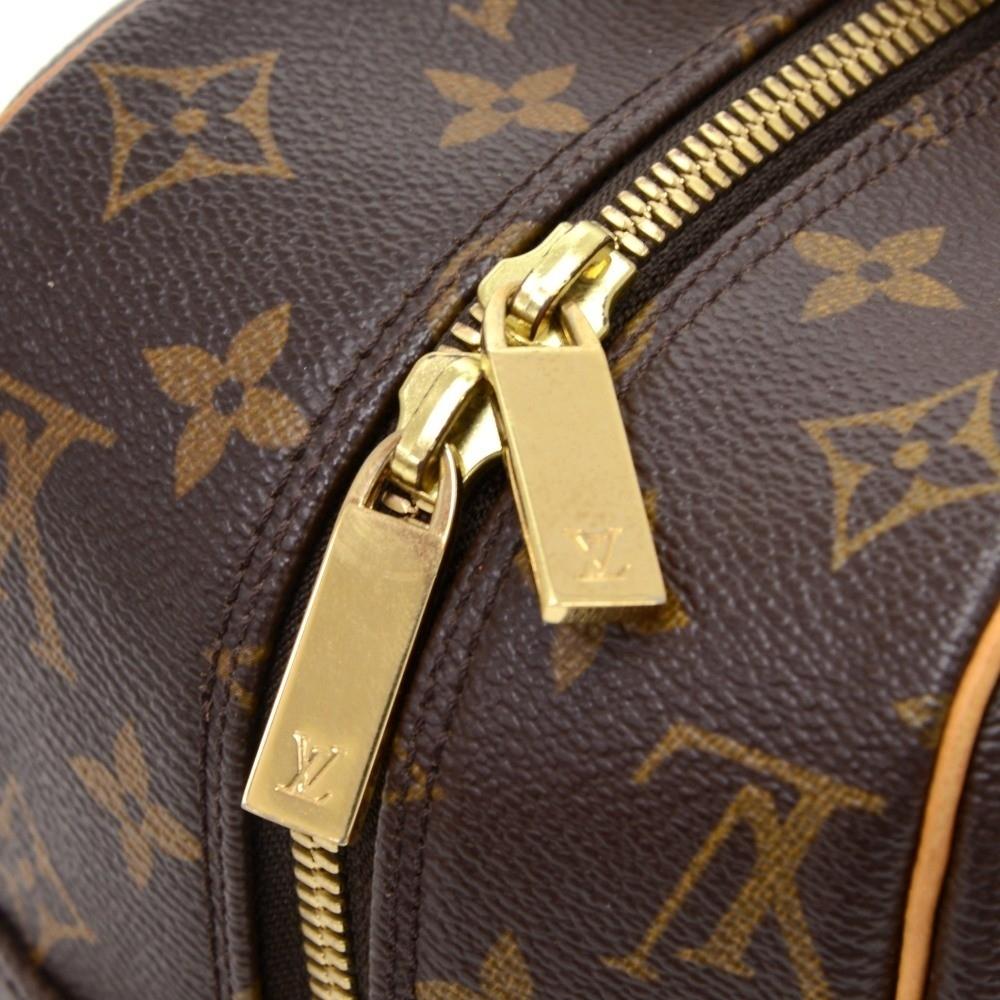 Louis Vuitto Cite GM Monogram Canvas Shoulder Bag
