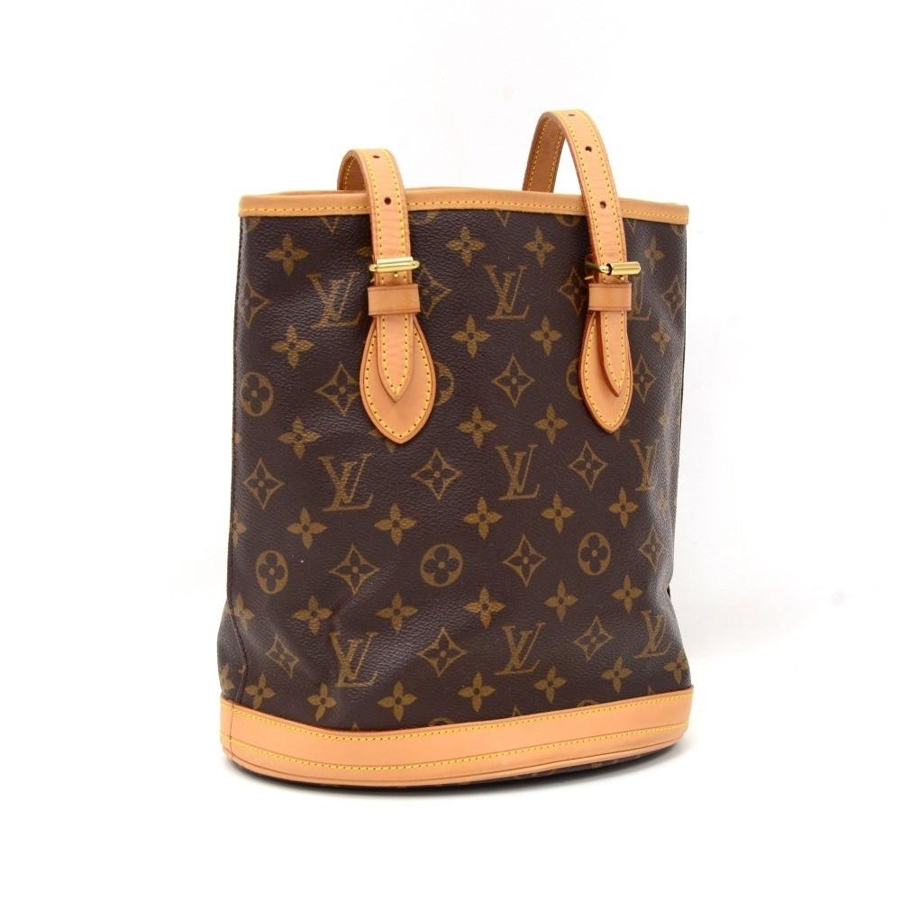 Louis Vuitto Bucket PM Monogram Canvas Shoulder Bag