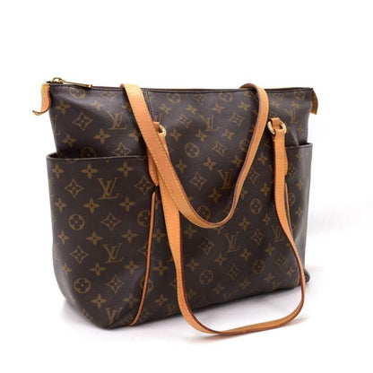 Louis Vuitto Totally MM Monogram Canvas Shoulder Bag