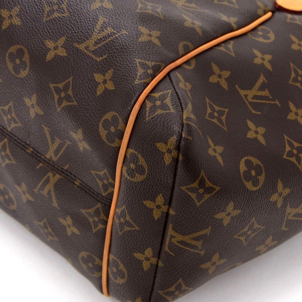 Louis Vuitto Totally MM Monogram Canvas Shoulder Bag