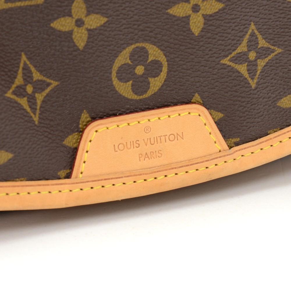 Louis Vuitto Menilmontant MM Monogram Canvas Shoulder Bag
