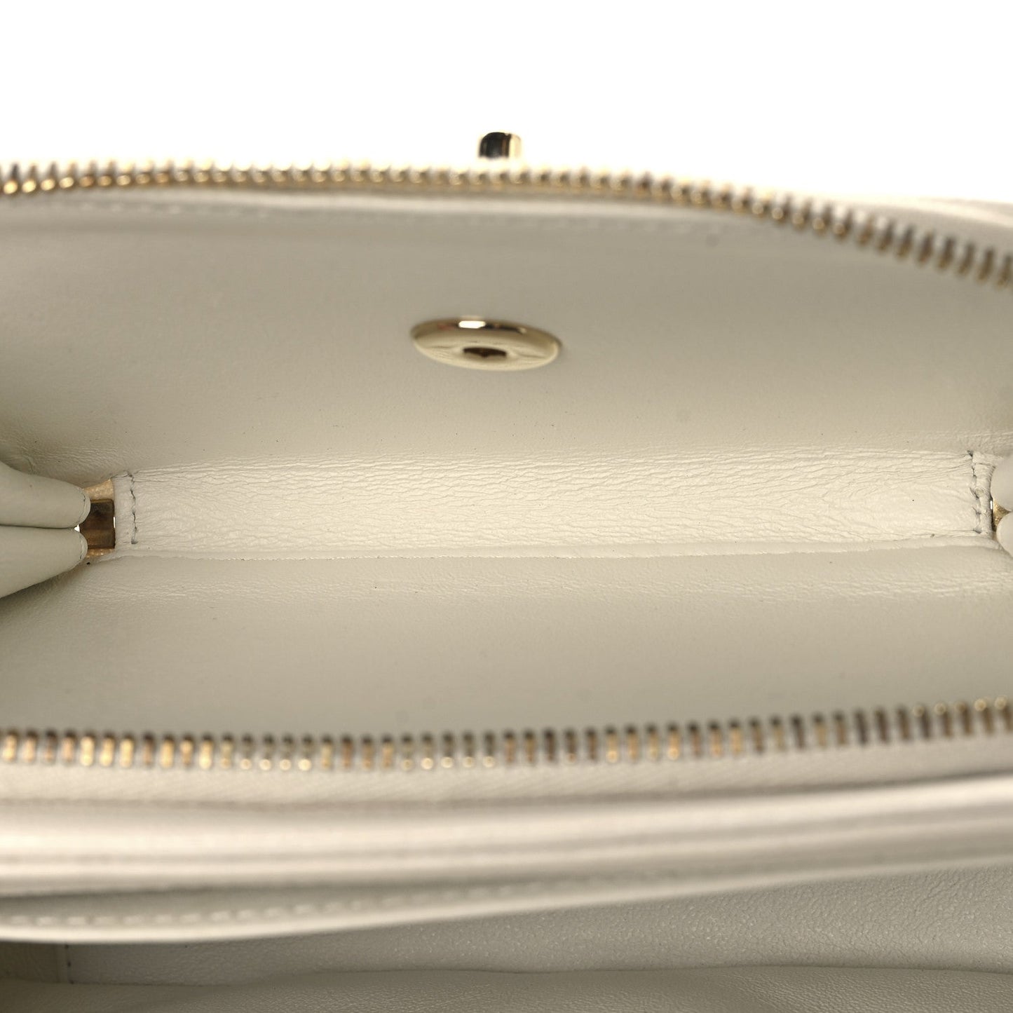 Caviar Quilted Small Business Affinity Flap White