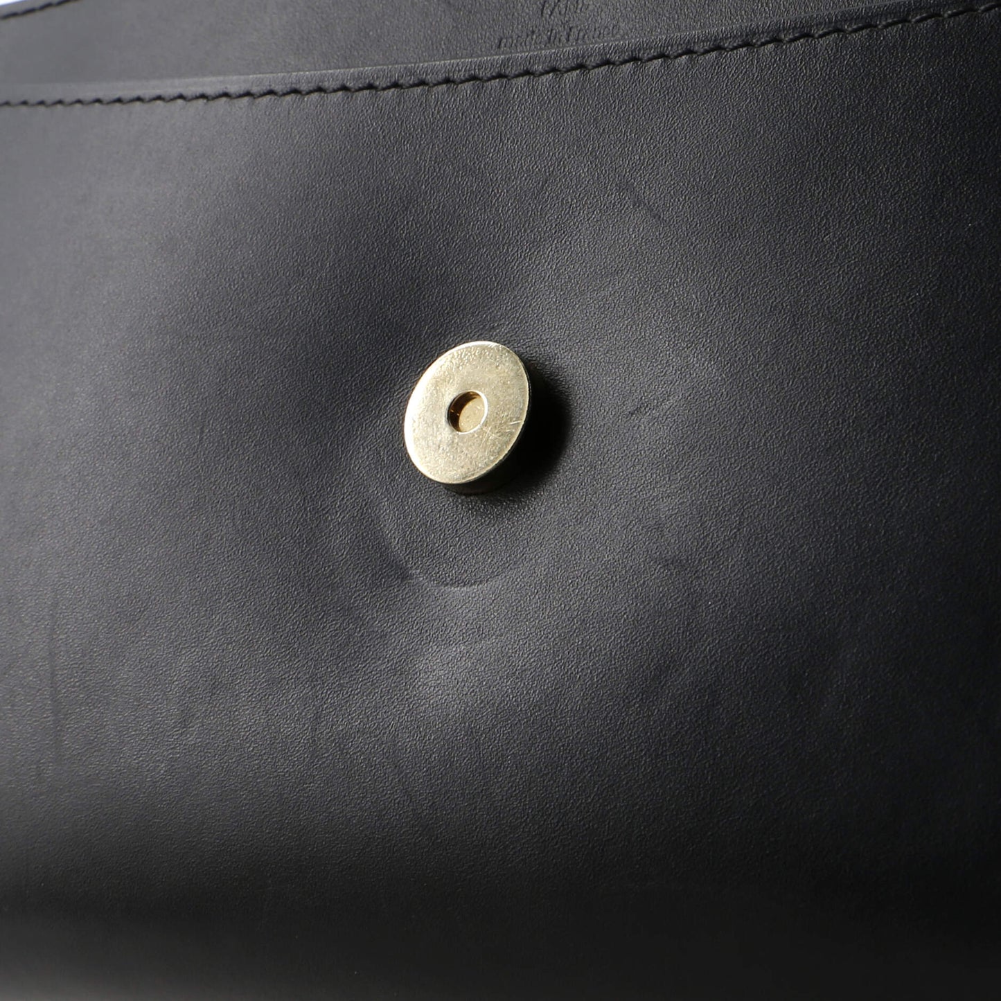 Louis Vuitton Chain Louise Clutch Studded Leather MM