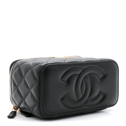 Lambskin Quilted Small Heart Vanity Case With Chain Black