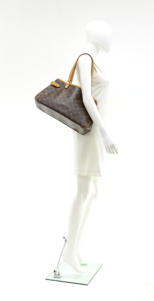 Louis Vuitto Batignolles Original Monogram Canvas Shoulder Bag