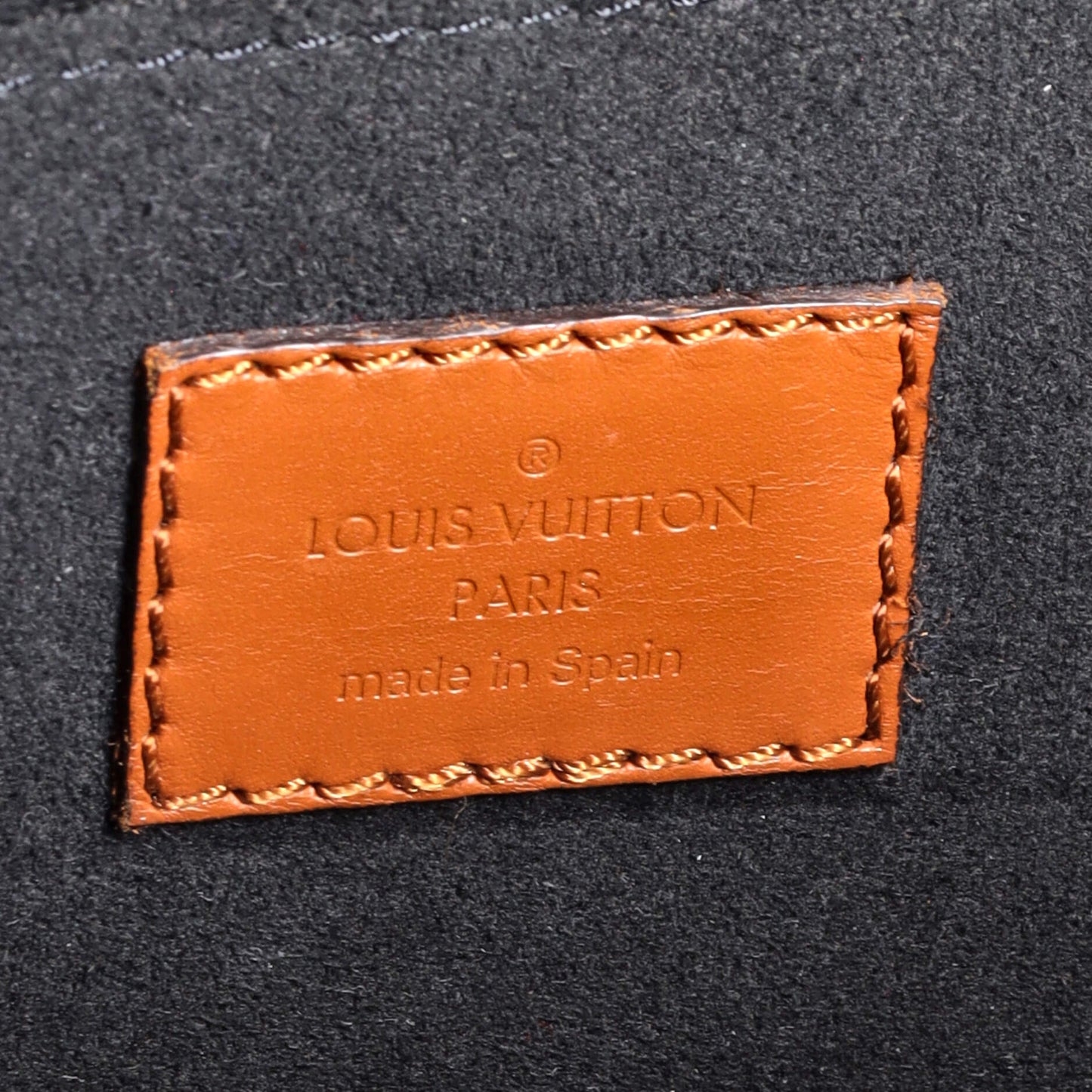 Louis Vuitton Dauphine Shoulder Bag Reverse Monogram Canvas MM