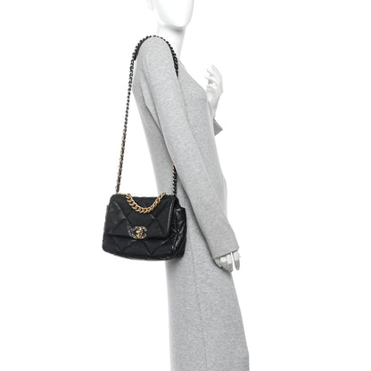 Lambskin Quilted Medium Chanel 19 Flap Black