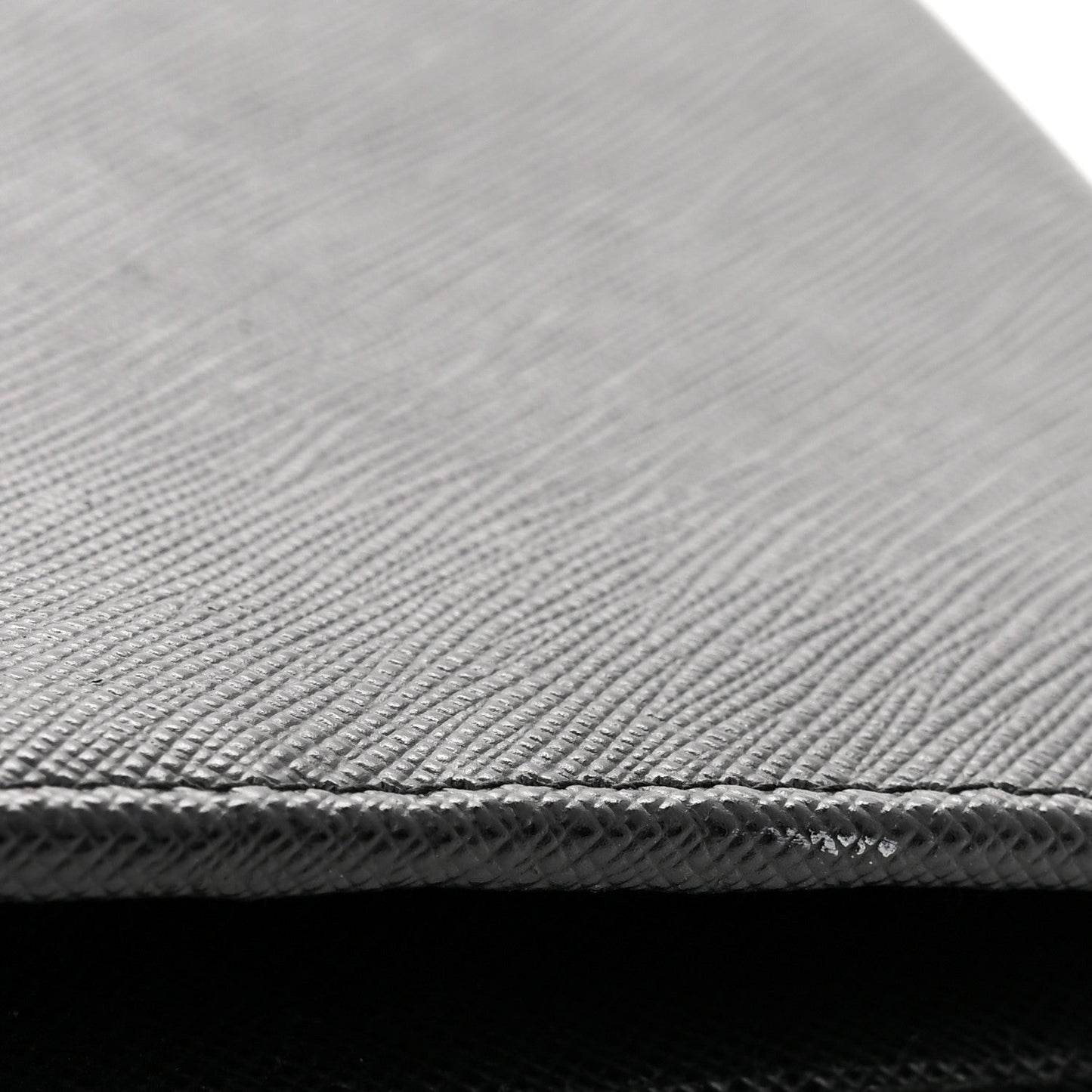 Saffiano Metal Oro Chain Wallet Black