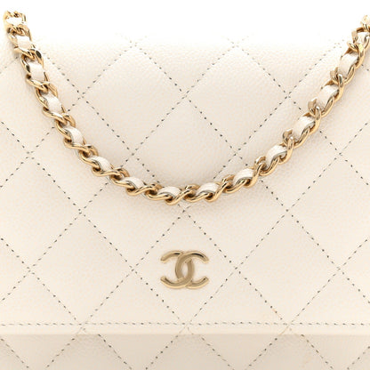 Caviar Quilted Wallet on Chain WOC White