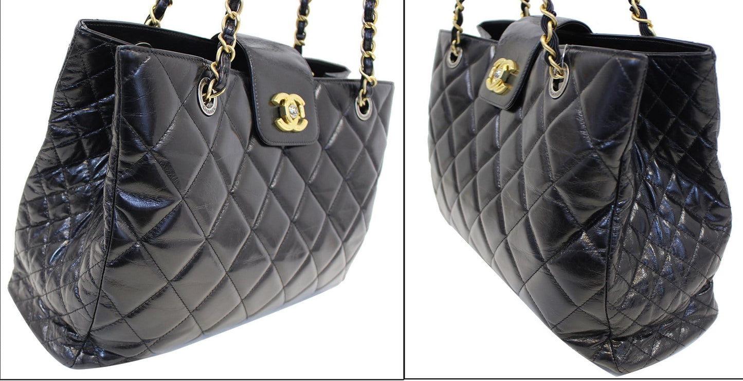 CHANEL Matelasse Black Calfskin Leather Shoulder Bag