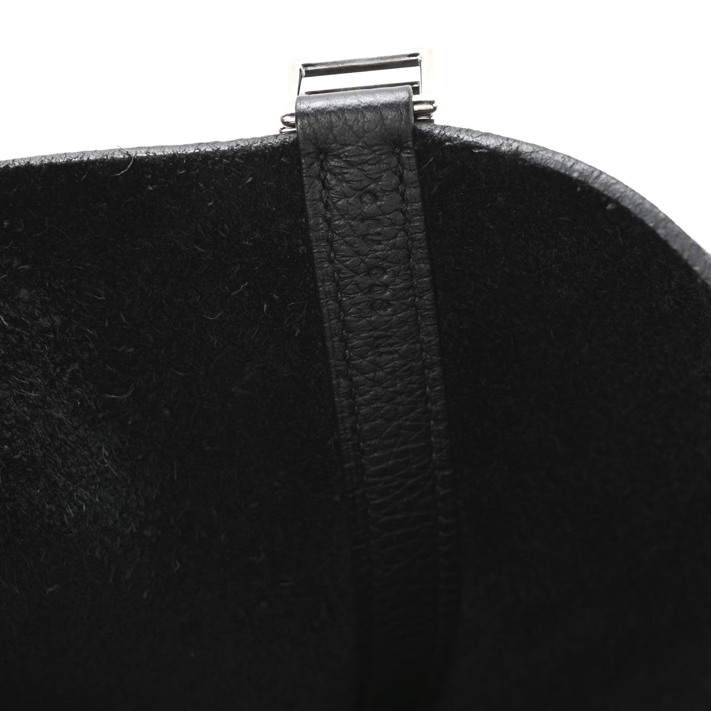 Taurillon Clemence Picotin Lock 22 MM Black