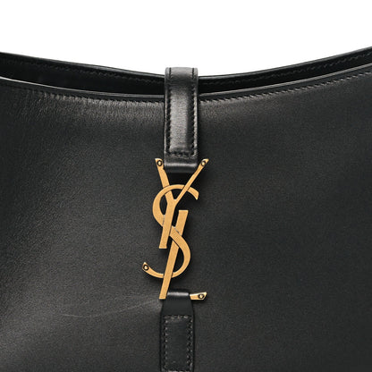 Smooth Calfskin Le 5 A 7 Hobo Black