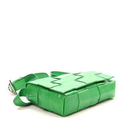 Paper Calfskin Maxi Intreccio Cassette Crossbody Bag Parakeet