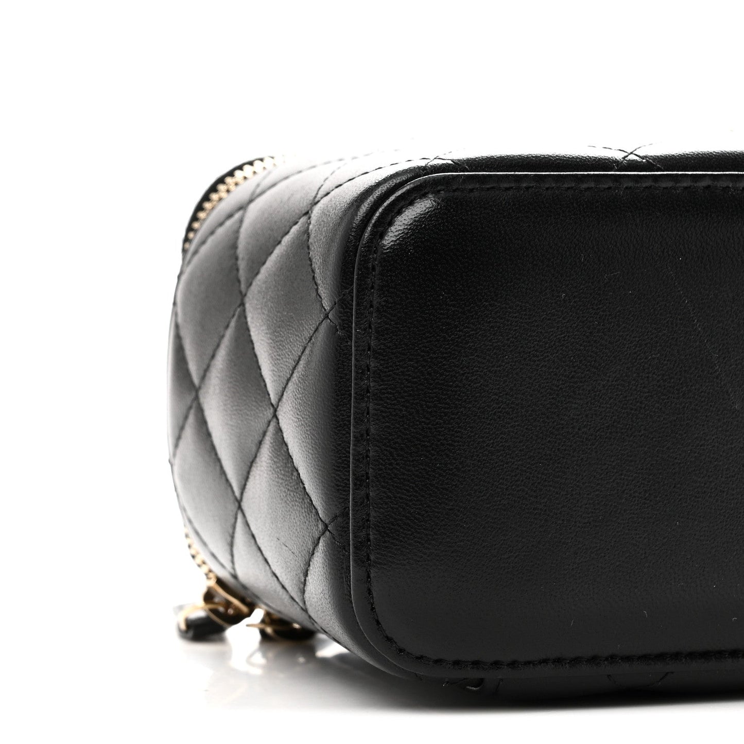 Lambskin Quilted Small Vanity Case With Chain Black