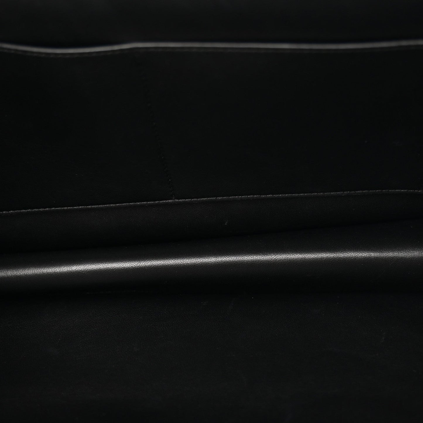 Smooth Calfskin Medium Clasp Shoulder Bag Black