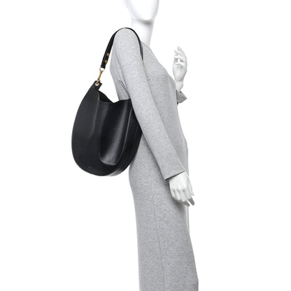 Supple Calfskin Medium Hobo Black